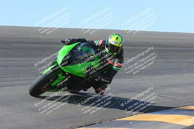 media/Nov-12-2023-SoCal Trackdays (Sun) [[5d1fba4e7d]]/Bowl (930am)/